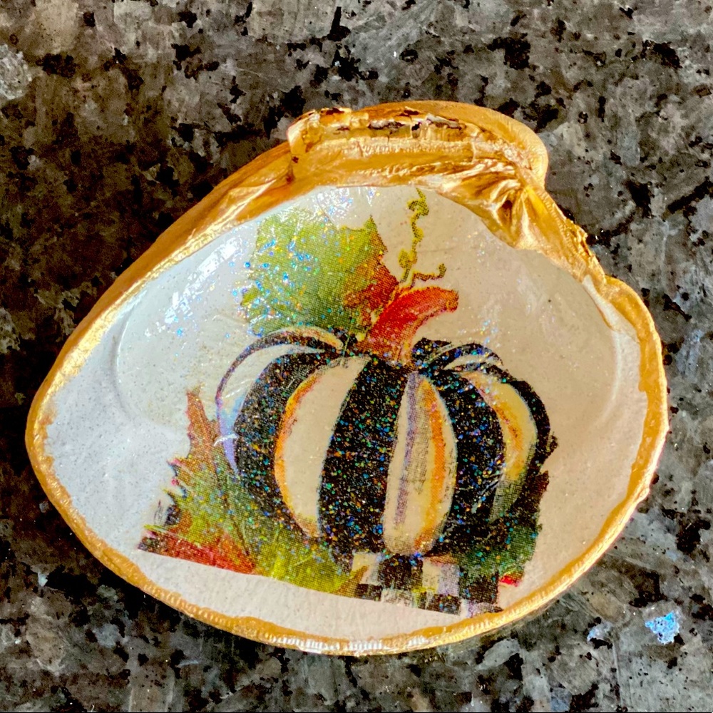 Gold plated decoupaged clam shell - McKenzie Childs inspired